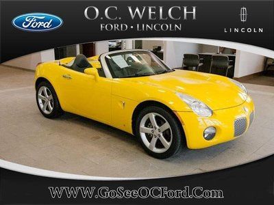 2008 pontiac solstice   leather   automatic trans.