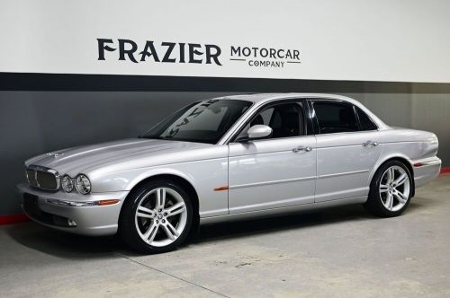 2004 jaguar xj8