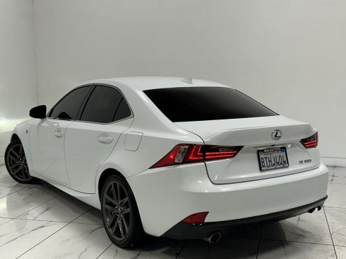2014 lexus is