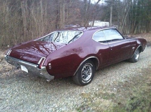 Oldsmobile cutlass