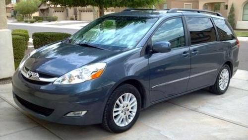 2009 toyota sienna xle limited price: $ 8,100