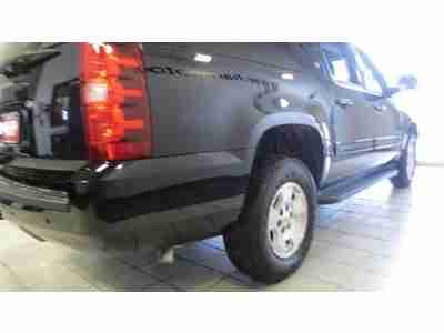 We Finance Free Delivery Low Reserve Clean LT FFV SUV 5.3L CD 4X4 Tow Hitch ABS, image 6