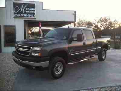 2006 Chevrolet 2500HD Crewcab Shortbed 6.6L Duramax Diesel Automatic 4x4 Leather, image 2