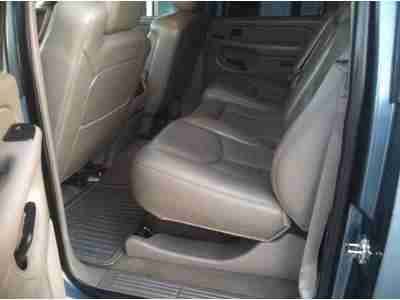 2006 Chevrolet 2500HD Crewcab Shortbed 6.6L Duramax Diesel Automatic 4x4 Leather, image 16