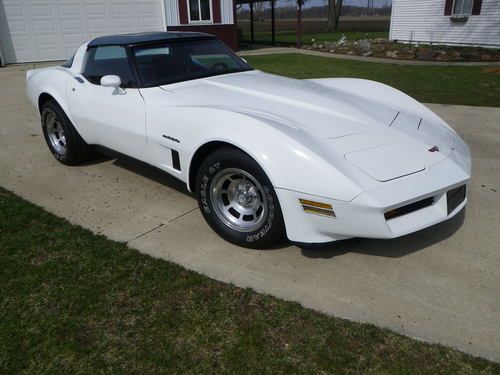 1982 chevrolet corvette coupe all original v8 automatic classic car