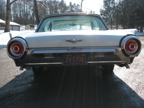 Classic thunderbird collector car mint interior turnkey driver cruise-in