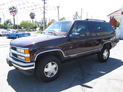 1997 chevrolet tahoe ls sport utility 2-door 5.7l 4wd low miles