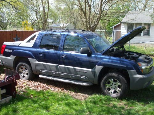 2002 chevrolet avalanche 1500 on road edition crew cab pickup 4-door 5.3l