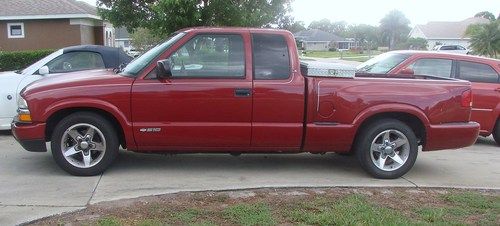 2003 chevrolet s10 base extended cab pickup 3-door 4.3l