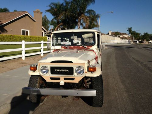 Toyota fj40 1980