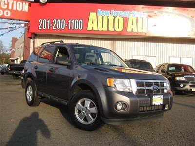 2011 ford escape xlt carfax certified 1-owner w/service records low reserve