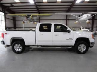 White crew cab duramax diesel leather new tires lowmiles financing warranty nice