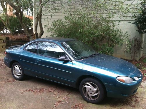 1998 ford escort zx2, low reserve, good condition and must sell