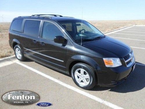 2010 dodge grand caravan sxt