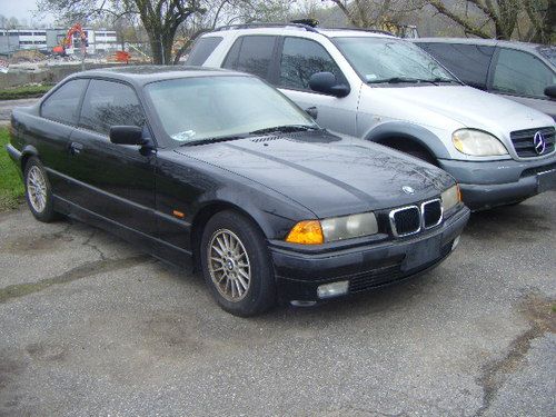 1997 bmw 318is, 2 door, automatic, no reserve! highest bid wins!!