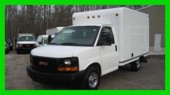 2008 gmc  savana cutaway 10' unicell box