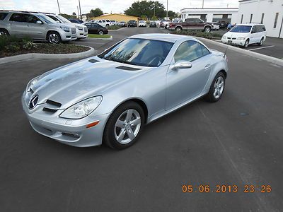 2006 mercedes-benz clk-class 2dr. convertible roadster 3.0