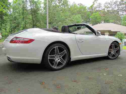 S, 1 owner, 6000 miles, convertible, accident free, 400 HP, CARRETA WHITE, US $69,900.00, image 3