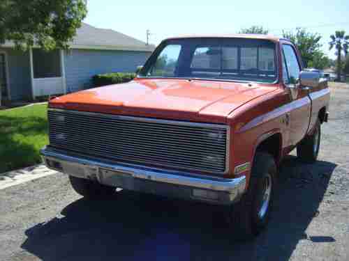 1982 Chevrolet Silverado c-10 Short box 4X4 loaded low miles! NR!, image 2