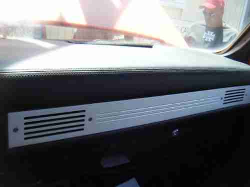 1982 Chevrolet Silverado c-10 Short box 4X4 loaded low miles! NR!, image 11