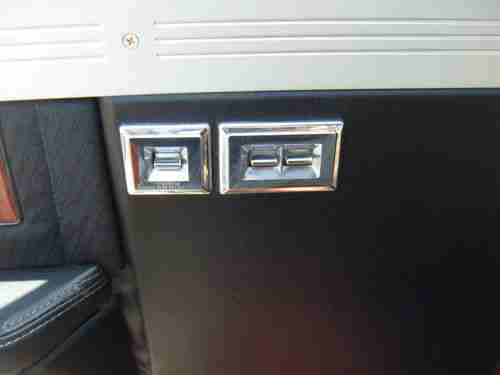 1982 Chevrolet Silverado c-10 Short box 4X4 loaded low miles! NR!, image 14