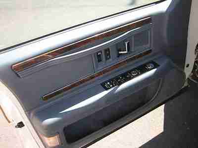 1995 94 96 BUICK ROADMASTER ESTATE STATION WAGON ONE OWNER LOW MILES NO RESERVE, image 13