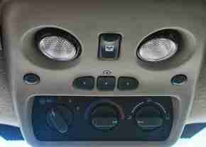 2002 Chevy Suburban Z71 4x4, image 13