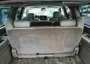 2002 Chevy Suburban Z71 4x4, image 16