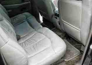 2002 Chevy Suburban Z71 4x4, image 17