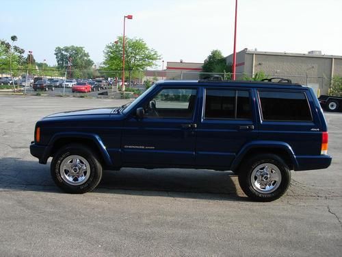 2000 jeep cherokee sport 4 x 4 limited chromes