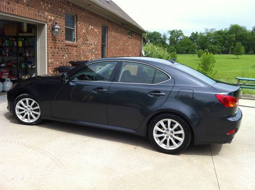 2008 lexus is250 base sedan 4-door 2.5l