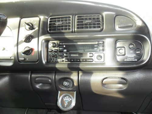 1998 Dodge Ram 1500 4 X4 Sport Extended Cab Pickup 4-Door 5.9L no reserve, image 19