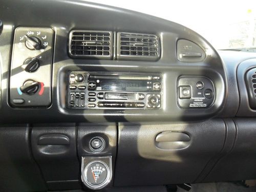 1998 Dodge Ram 1500 4 X4 Sport Extended Cab Pickup 4-Door 5.9L no reserve, image 20