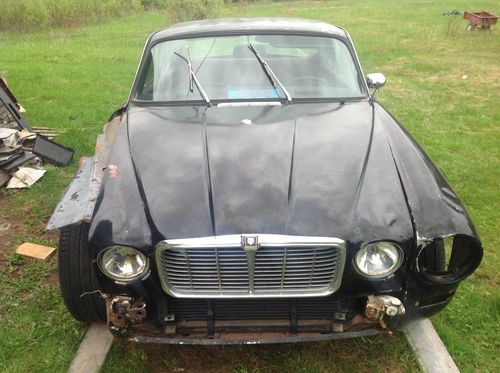~~Rare 1975 Jaguar Black 2 Door Coupe~~ 460 Ford Motor~~ Alot of Extra Parts!!~~, US $3,000.00, image 7