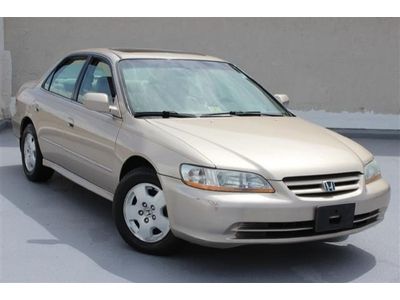 Ex w/leather 3.0l cd traction control front wheel drive engine immobilizer abs