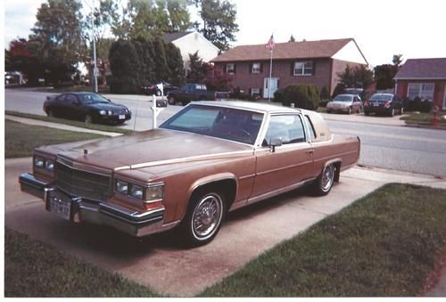 1983 cadillac fleetwood brougham coupe 2-door 4.1l