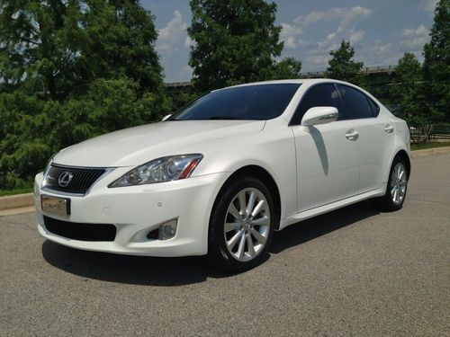 2009 lexus is250 awd premium, sedan 4-door, 2.5l, fully loaded, only 51k