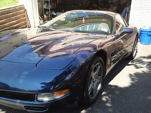 1999 c5 corvette in rare navy blue