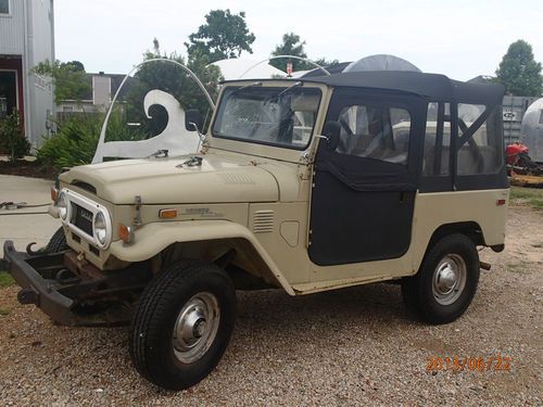 1972 toyota land cruiser fj40