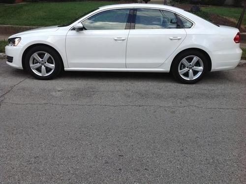 2012 volkswagen passat se sedan 4-door 2.5l