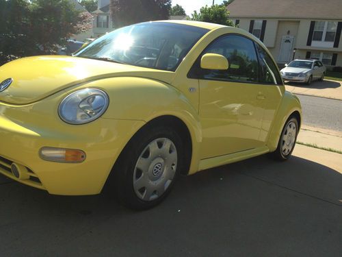 2000 volkswagen beetle gls hatchback 2-door 2.0l