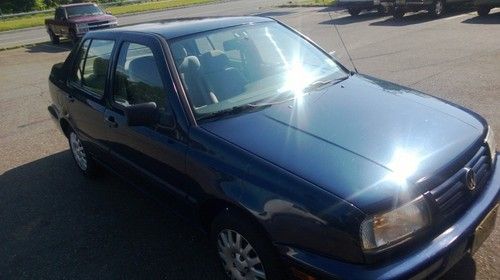 1997 volkswagen jetta gl sedan 4-door 2.0l only 98k miles!!!!!!