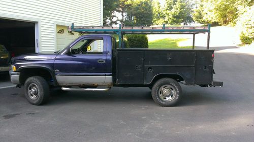 1998 dodge ram 2500 slt 4x4 untility body with plow + extras!