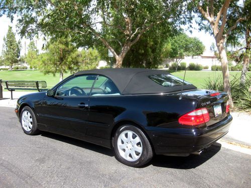 2001 Mercedes-Benz CLK320 Base Convertible 2-Door 3.2L, image 2
