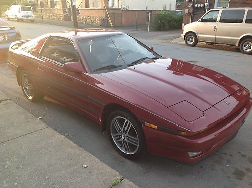 Toyota Supra ga70