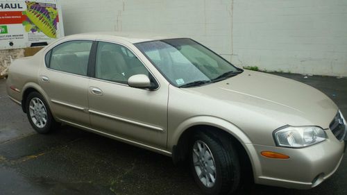 2001 nissan maxima se  only 109k  in great condition