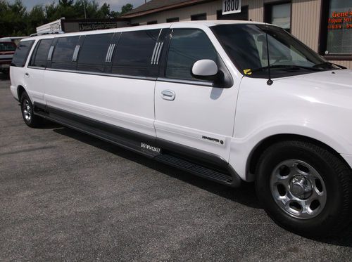 1999 14 passenger lincoln navigator stretch limousine