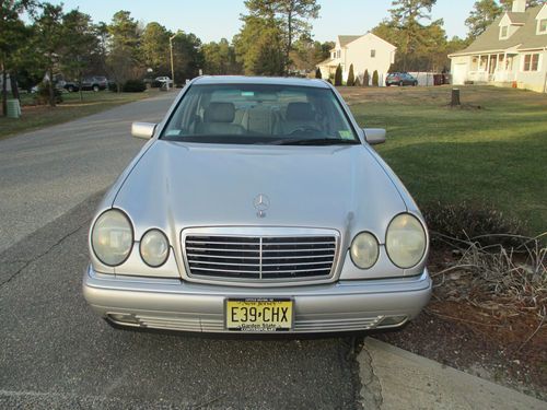 1999 mercedes-benz e300 base sedan 4-door 3.0l