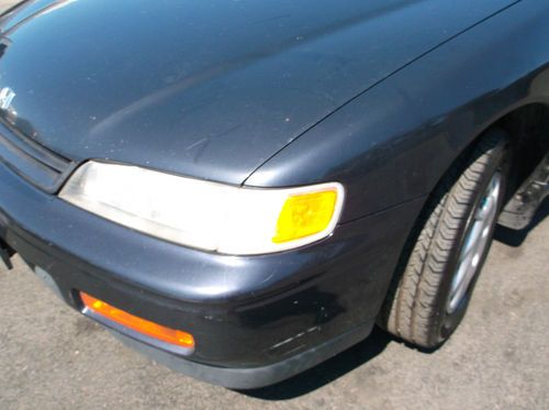 1994 Honda Accord, NO RESERVE, image 8