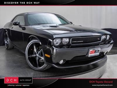 Black/blk r/t 5.7l side air bag system traction control system air conditioning